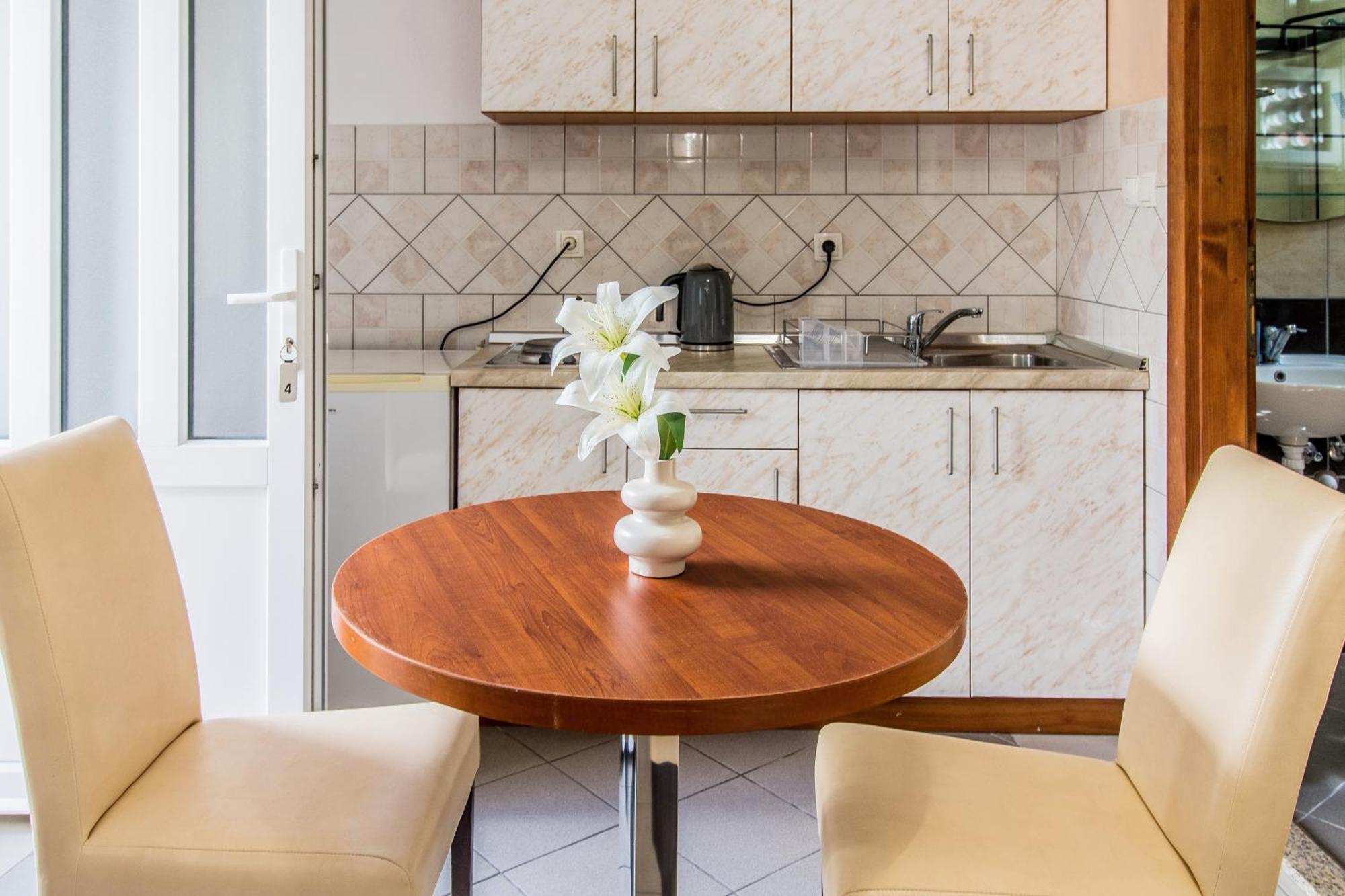 Dream House Rajic Apartment Trpanj Luaran gambar