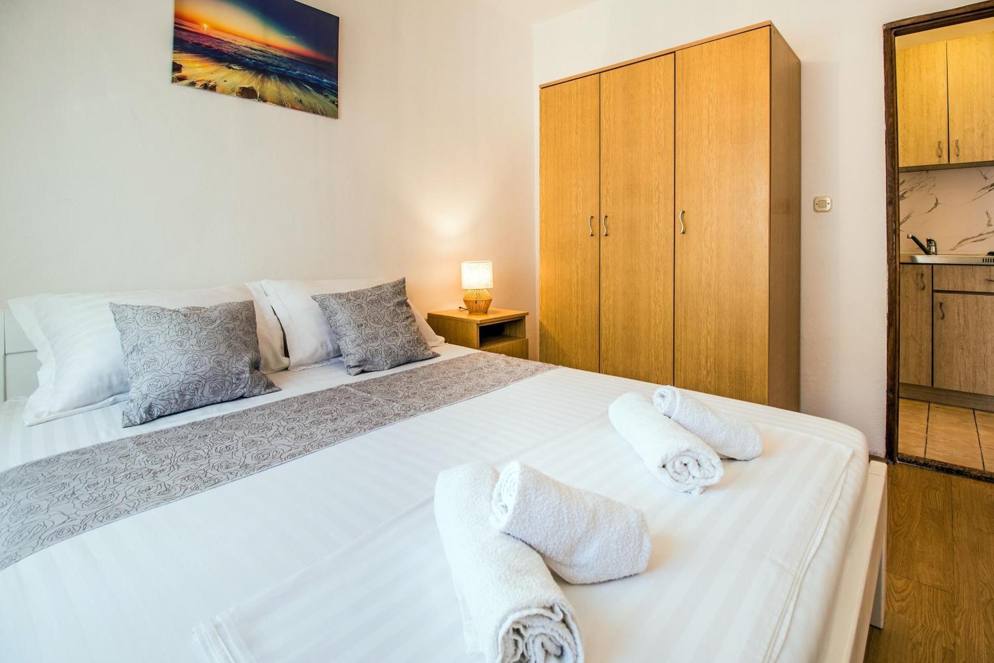 Dream House Rajic Apartment Trpanj Luaran gambar